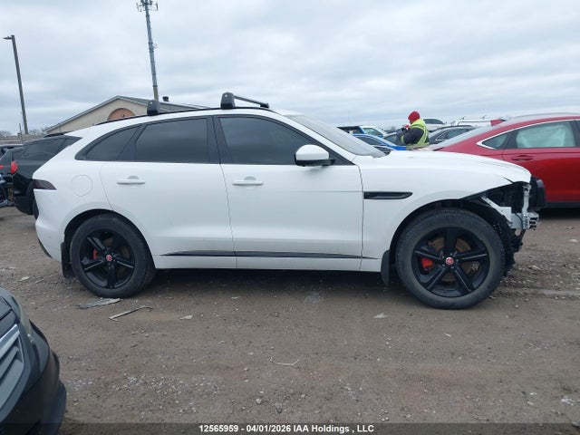 SADCM2FV6JA295718 Jaguar F-PACE S