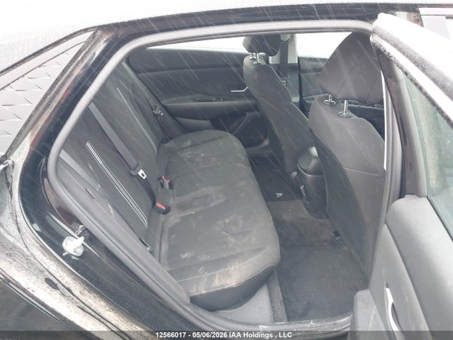 KMHLM4DG8RU826323 Hyundai Elantra Preferred