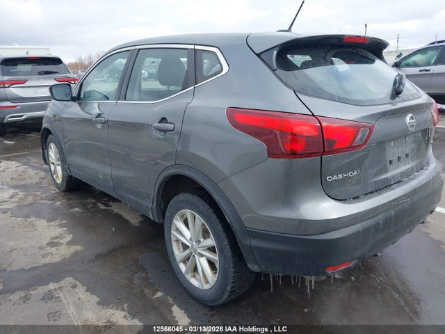 JN1BJ1CP0JW193739 Nissan Qashqai S/sv