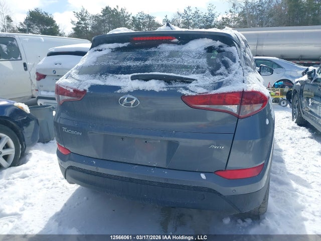 KM8J3CA4XJU685581 Hyundai Tucson