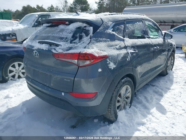 KM8J3CA4XJU685581 Hyundai Tucson