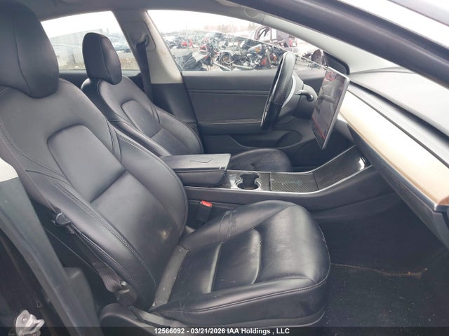12566092 :رقم المزاد ، 5YJ3E1EA9KF399761 vin ، 2019 Tesla Model 3 Long Range/mid Range/standard Range/standard Range Plus مزاد بيع