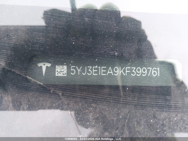 12566092 :رقم المزاد ، 5YJ3E1EA9KF399761 vin ، 2019 Tesla Model 3 Long Range/mid Range/standard Range/standard Range Plus مزاد بيع