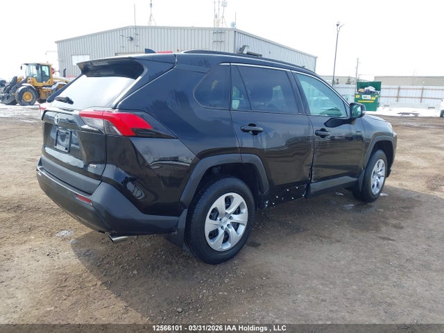 12566101 :رقم المزاد ، 2T3B1RFV3MC161023 vin ، 2021 Toyota Rav4 Le مزاد بيع
