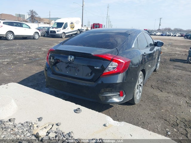 12566112 :رقم المزاد ، 2HGFC2F60JH027822 vin ، 2018 Honda Civic Se مزاد بيع