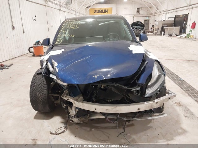 Tesla Model Y 2021 5YJYGDEE4MF061482 Image 12