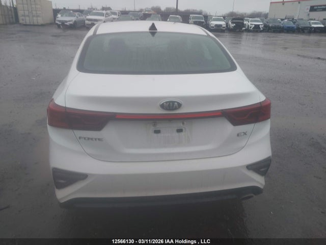 3KPF54AD0ME353100 KIA FORTE EX