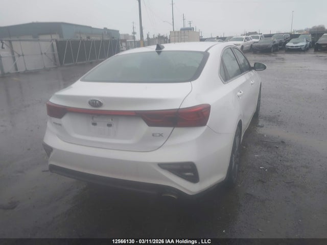 3KPF54AD0ME353100 KIA FORTE EX