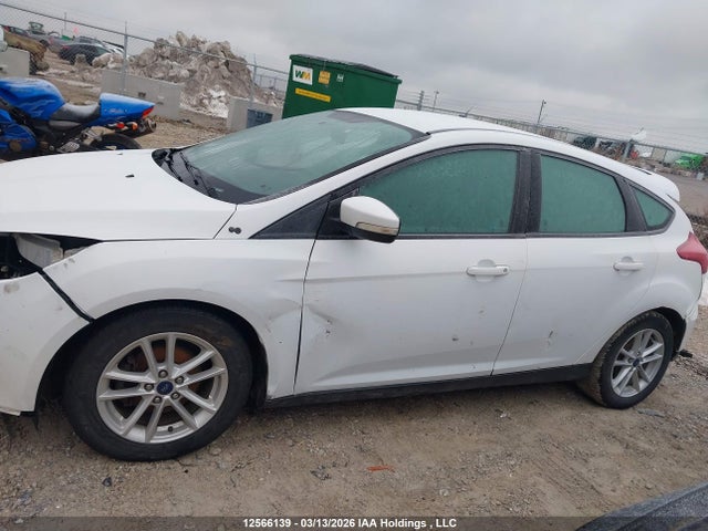 Ford FOCUS SE 2017 1FADP3K27HL326228 Image 15