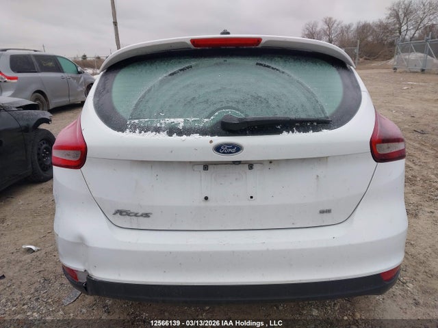 Ford FOCUS SE 2017 1FADP3K27HL326228 Image 17