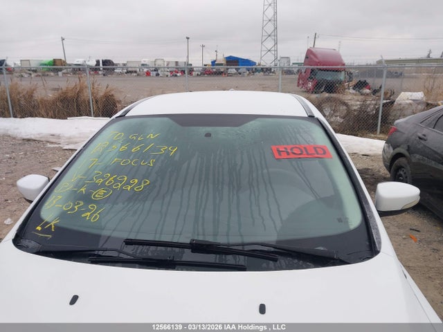 Ford FOCUS SE 2017 1FADP3K27HL326228 Image 18
