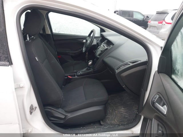 Ford FOCUS SE 2017 1FADP3K27HL326228 Image 5
