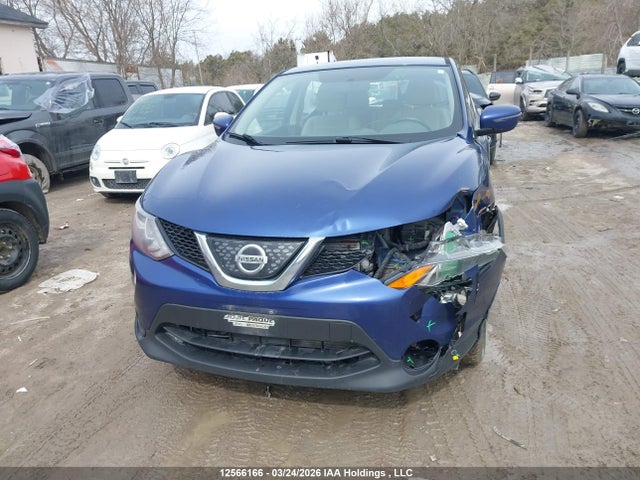 12566166 :رقم المزاد ، JN1BJ1CP8JW156521 vin ، 2018 Nissan Rogue Sport S/sv/sl مزاد بيع