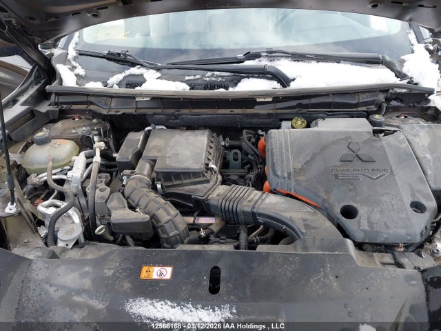 JA4T5UA9XPZ612788 Mitsubishi Outlander Phev Le/sel