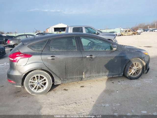 1FADP3K22GL316527 Ford FOCUS SE