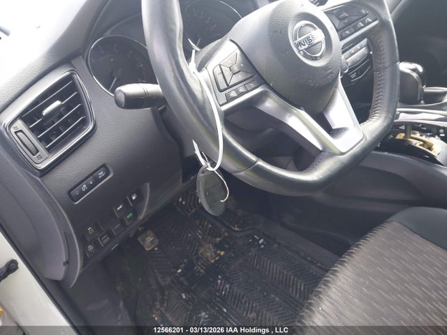5N1AT2MV4JC751627 Nissan Rogue Sv/sl