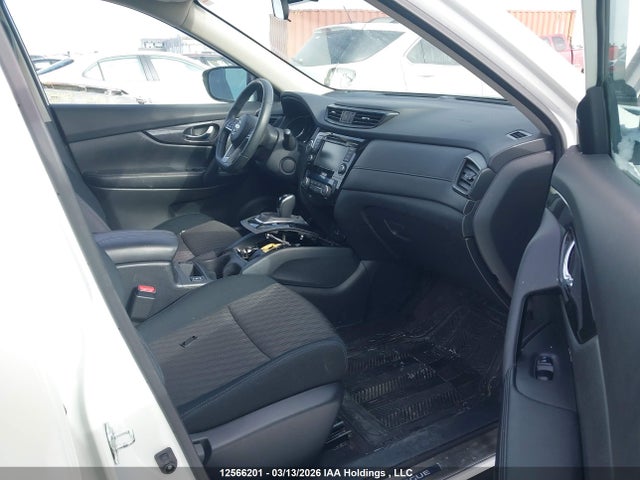 5N1AT2MV4JC751627 Nissan Rogue Sv/sl