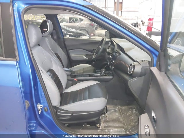 2021 Nissan Kicks Sr მანქანა იყიდება აუქციონზე, vin: 3N1CP5DV7ML530957, აუქციონის ნომერი: 12566214