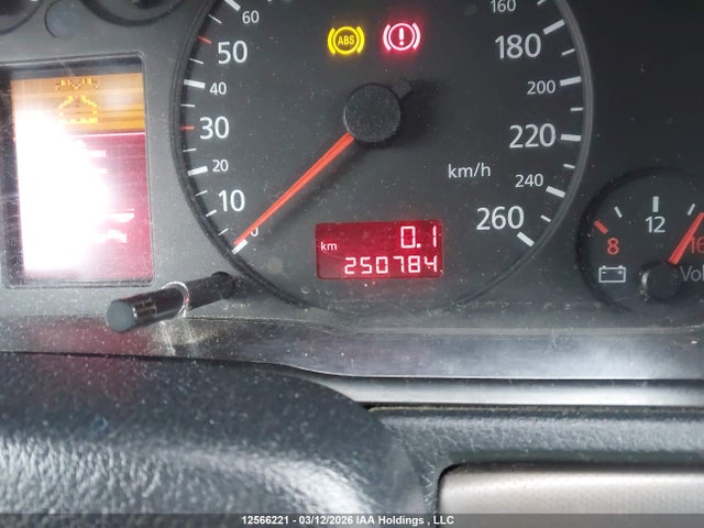 Продаж на аукціоні авто 2001 Audi A4 1.8t Quattro, vin: WAUDC68D31A104266, номер лоту: 12566221