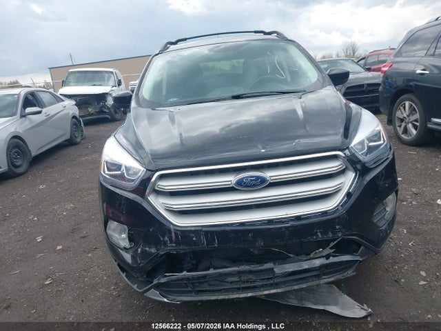 1FMCU9HDXJUC42278 Ford ESCAPE SEL