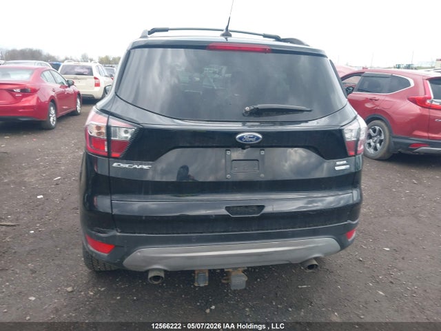 1FMCU9HDXJUC42278 Ford ESCAPE SEL