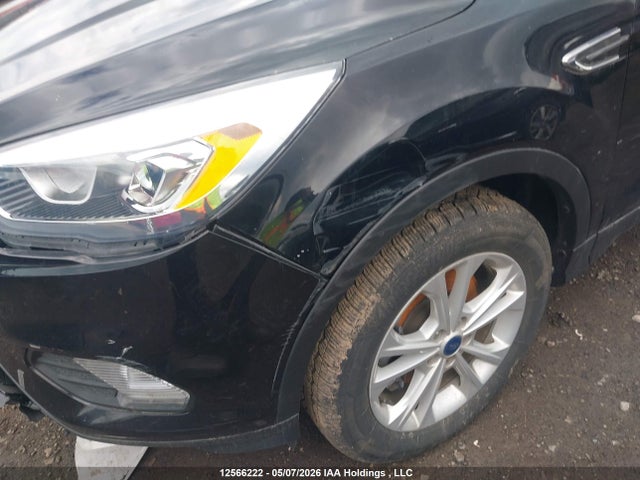 1FMCU9HDXJUC42278 Ford ESCAPE SEL
