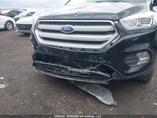 1FMCU9HDXJUC42278 Ford ESCAPE SEL