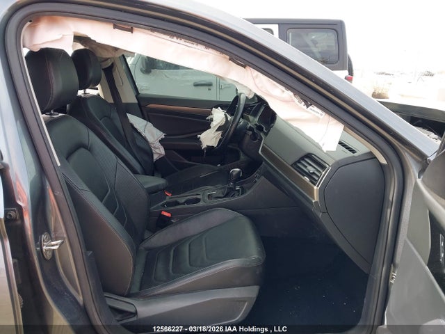 3VWG57BU7KM024222 Volkswagen Jetta Sel Premium