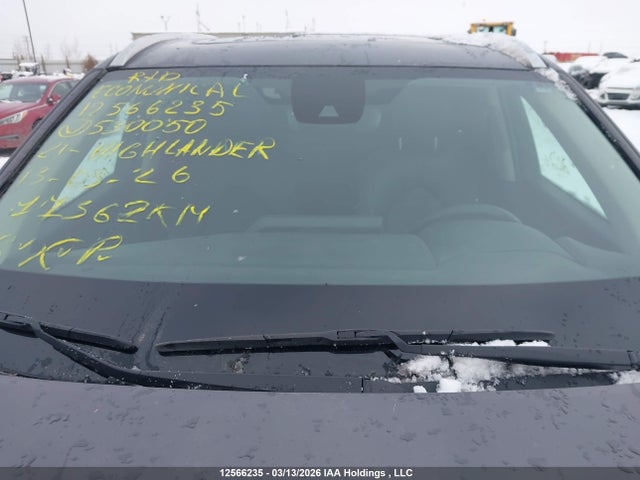 5TDGZRBH2MS530050 Toyota Highlander Xle