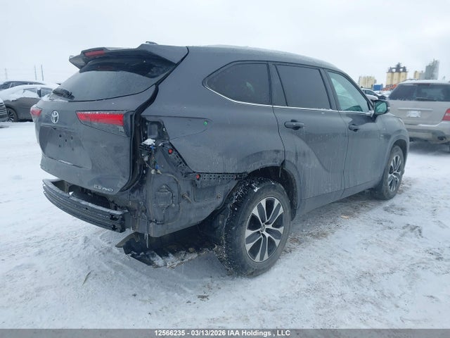 5TDGZRBH2MS530050 Toyota Highlander Xle