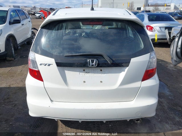 2013 Honda Fit Sport მანქანა იყიდება აუქციონზე, vin: LUCGE8H70D3008759, აუქციონის ნომერი: 12566245