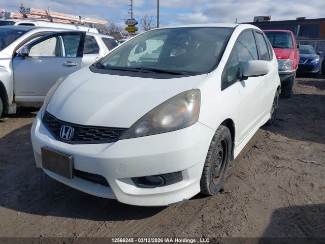 2013 Honda Fit Sport მანქანა იყიდება აუქციონზე, vin: LUCGE8H70D3008759, აუქციონის ნომერი: 12566245
