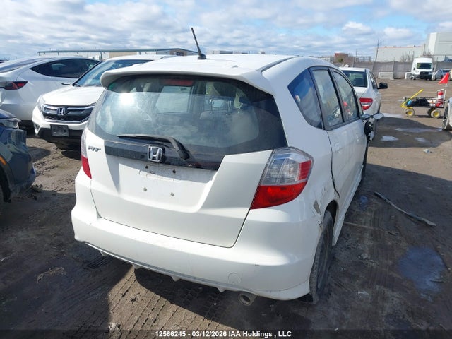 2013 Honda Fit Sport მანქანა იყიდება აუქციონზე, vin: LUCGE8H70D3008759, აუქციონის ნომერი: 12566245