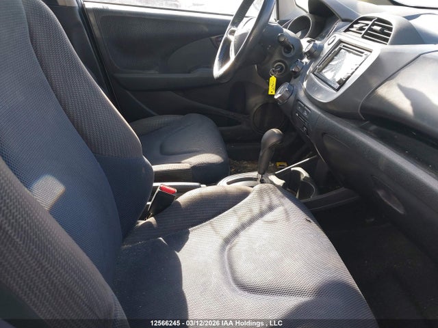 2013 Honda Fit Sport მანქანა იყიდება აუქციონზე, vin: LUCGE8H70D3008759, აუქციონის ნომერი: 12566245