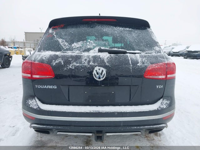 12566254 :رقم المزاد ، WVGDP9BP3FD006240 vin ، 2015 Volkswagen Touareg 3.0 Tdi Execline/3.0 Tdi Highline مزاد بيع