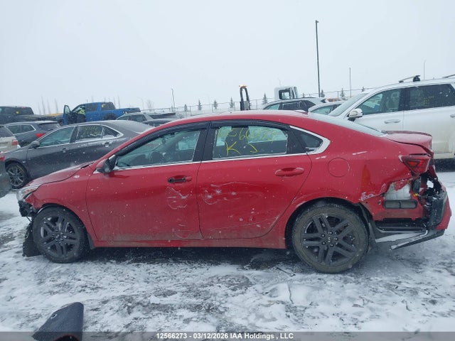 3KPF54AD6ME318982 KIA FORTE EX