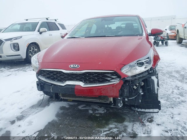 3KPF54AD6ME318982 KIA FORTE EX