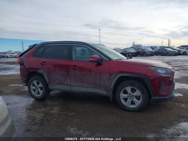 12566278 :رقم المزاد ، 2T3B1RFV8KW079798 vin ، 2019 Toyota Rav4 مزاد بيع