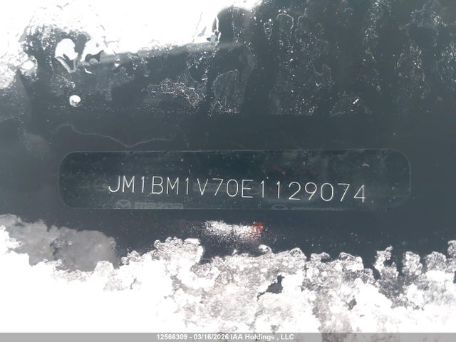 JM1BM1V70E1129074 Mazda 3 TOURING