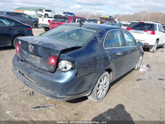 2010 Volkswagen Jetta მანქანა იყიდება აუქციონზე, vin: 3VWRL8AJ2AM084855, აუქციონის ნომერი: 12566315