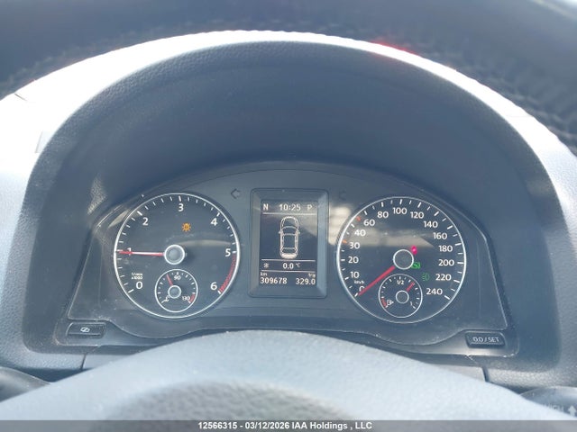 2010 Volkswagen Jetta მანქანა იყიდება აუქციონზე, vin: 3VWRL8AJ2AM084855, აუქციონის ნომერი: 12566315