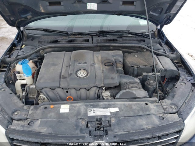 12566317 :رقم المزاد ، 3VWDX7AJ5BM005902 vin ، 2011 Volkswagen Jetta 2.5l Comfortline/2.5l Sportline مزاد بيع
