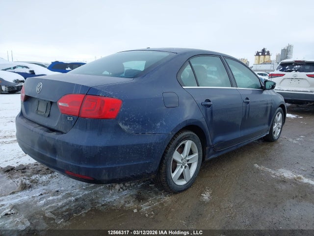12566317 :رقم المزاد ، 3VWDX7AJ5BM005902 vin ، 2011 Volkswagen Jetta 2.5l Comfortline/2.5l Sportline مزاد بيع