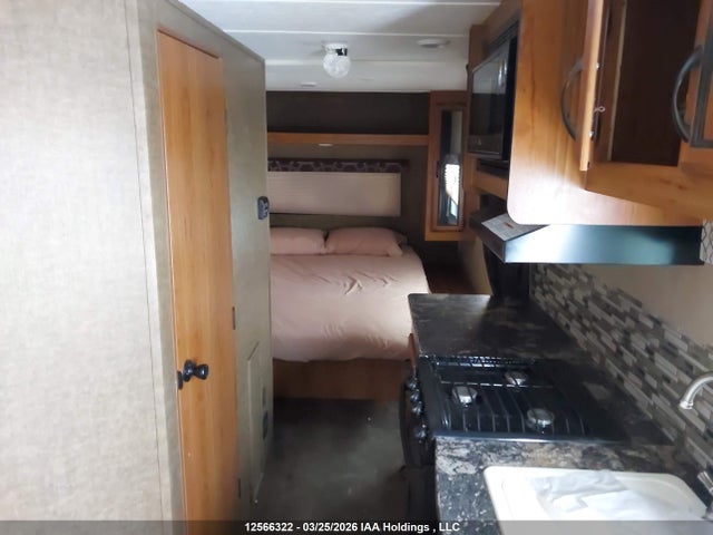 Продажа на аукционе авто 2017 Starcraft Travel Trailer, vin: 1SABS0BL8H2JM5095, номер лота: 12566322