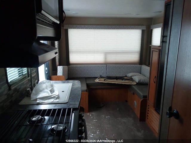 Продажа на аукционе авто 2017 Starcraft Travel Trailer, vin: 1SABS0BL8H2JM5095, номер лота: 12566322