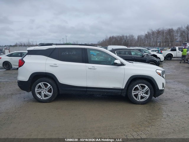 3GKALTEV6JL333040 GMC Terrain Sle