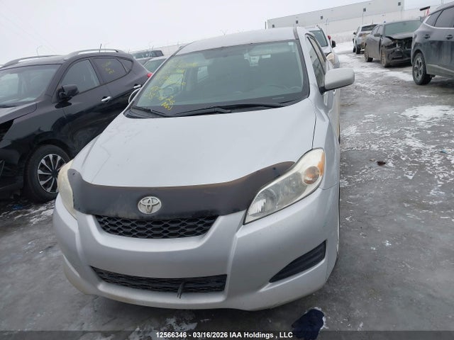 12566346 :رقم المزاد ، 2T1KE4EEXAC034718 vin ، 2010 Toyota Corolla Matrix S مزاد بيع