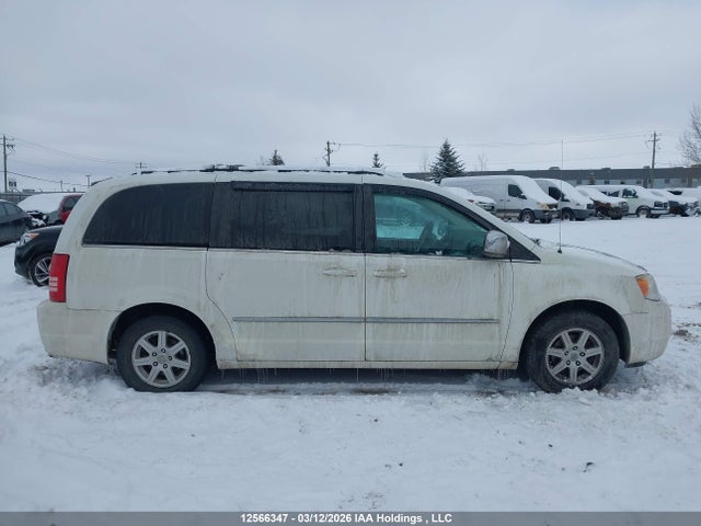 Продажа на аукционе авто 2010 Chrysler Town & Country Touring, vin: 2A4RR5DX5AR381783, номер лота: 12566347