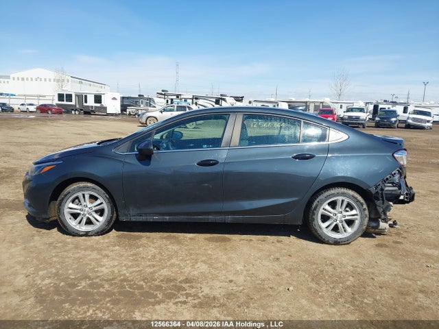 1G1BE5SM5H7272823 Chevrolet Cruze Lt Auto