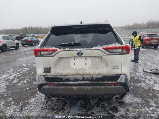 2T3RWRFV6MW107813 Toyota Rav4 Hybrid Xle